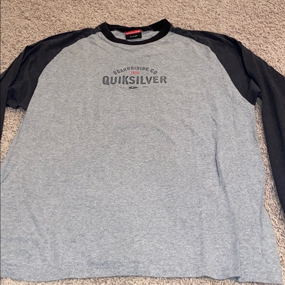 Quiksilver Long Sleeve T-shirt